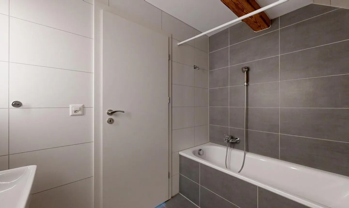 Magnificent renovated apartment in an old farmhouse - Photo 7 of 13