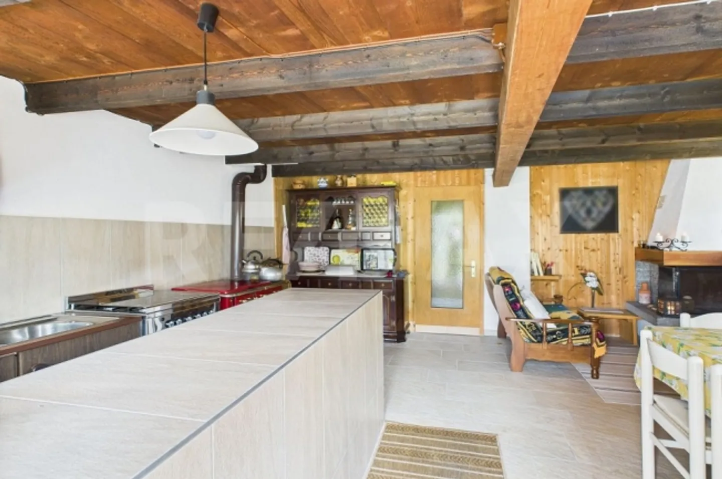 Charming rustic with panoramic view - Photo 3 of 12