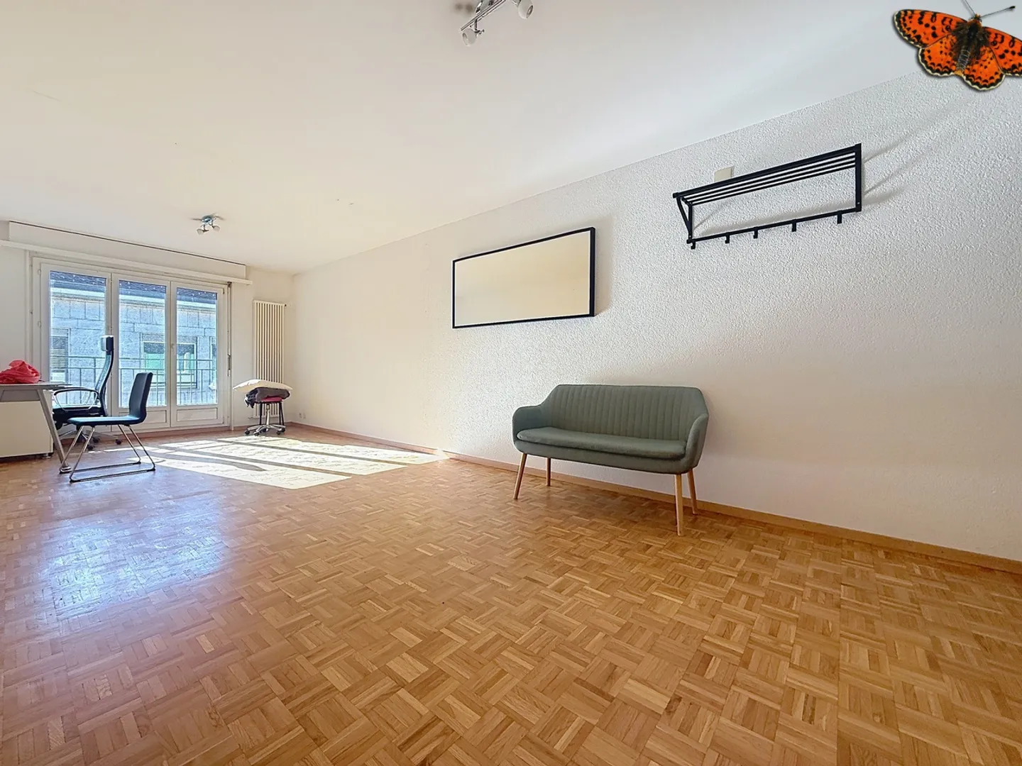 3 ROOM APARTMENT - In the city center! - Photo 3 of 9