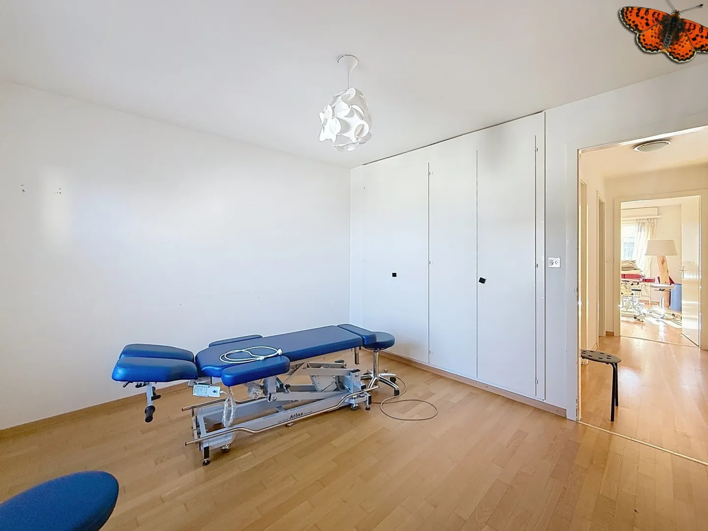 3 ROOM APARTMENT - In the city center! - Photo 6 of 9