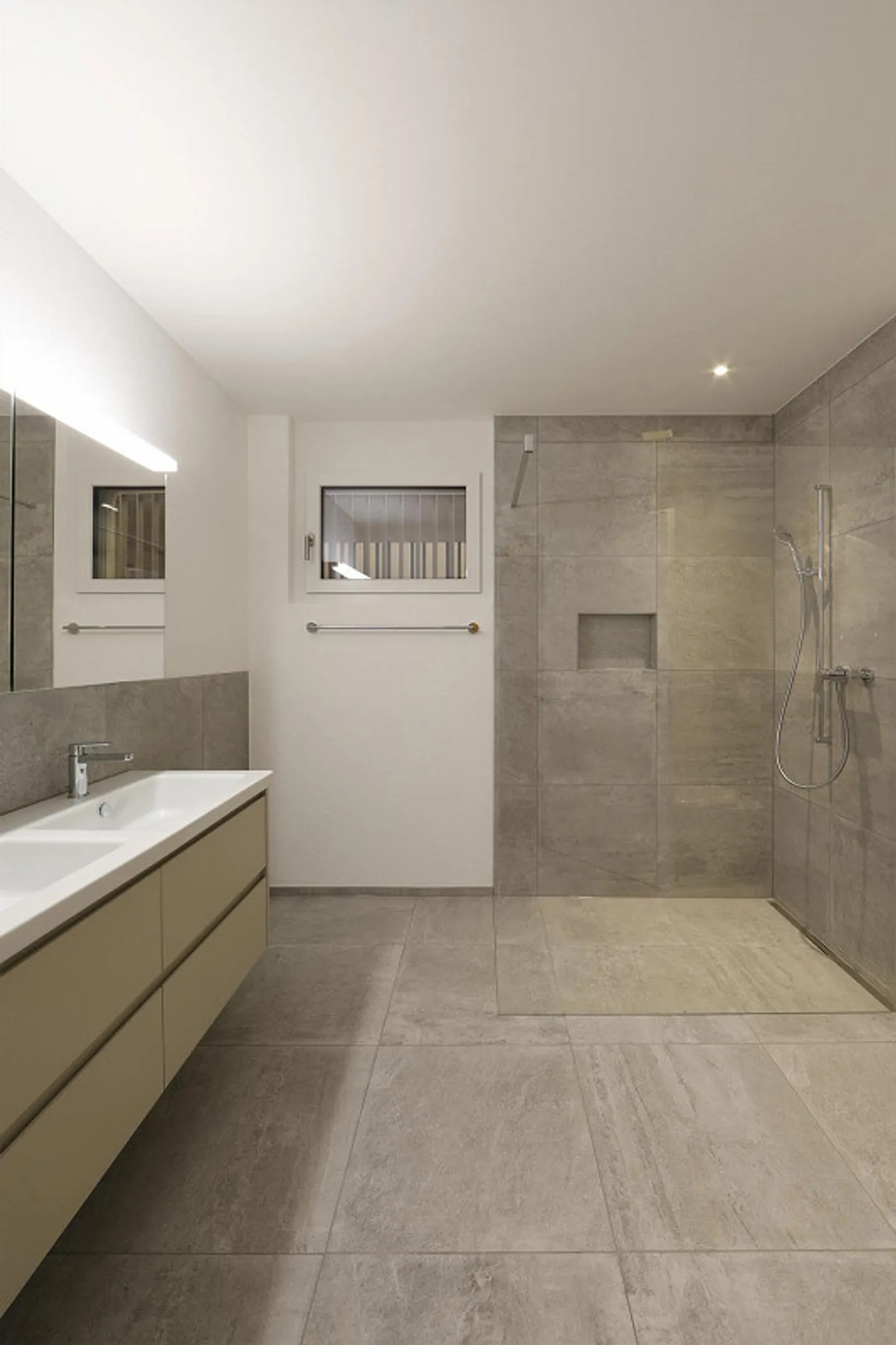 Exklusive 5.5 Zimmerwohnung mit 146m2 - Foto 4 von 8