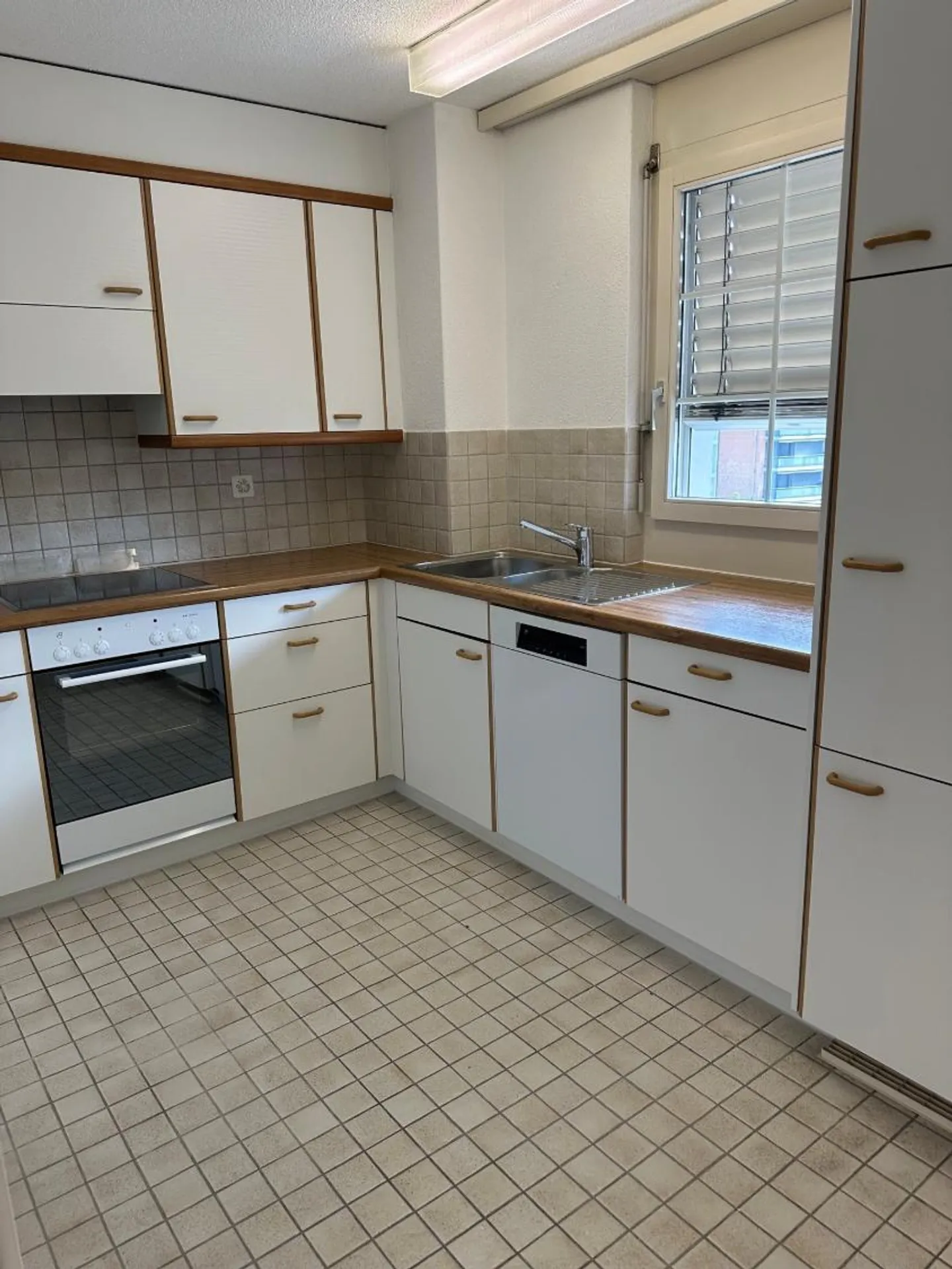 Charming 3.5 room apartment in Affoltern - Photo 3 of 9