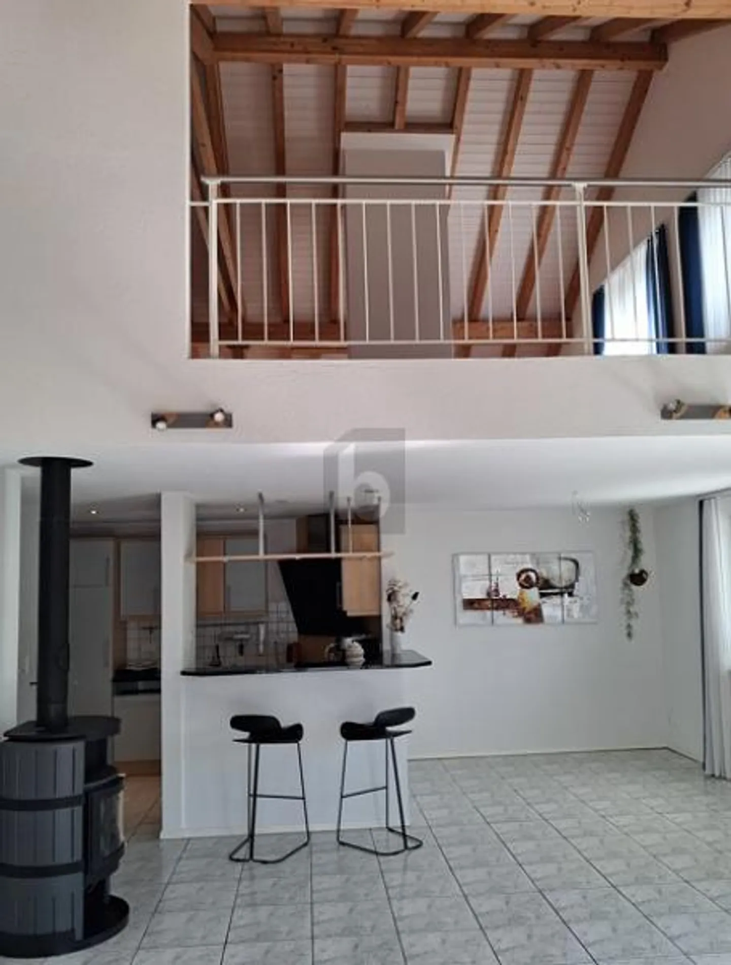 Grossräumige Maisonette mit Extras - Foto 1 von 6