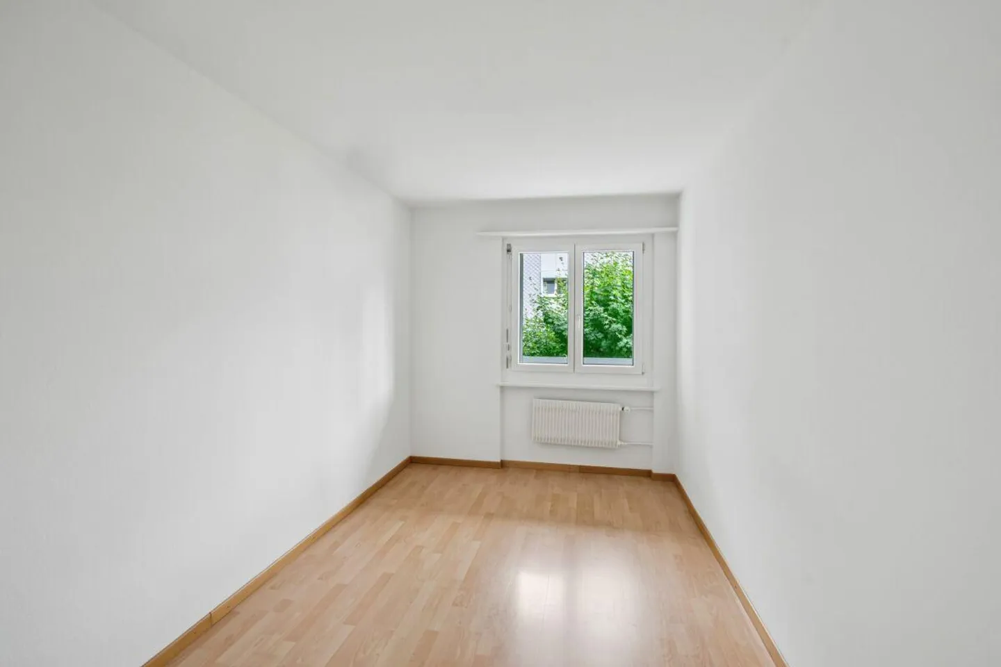 Appartement spacieux et abordable de 4,5 pièces - Photo 7 sur 9