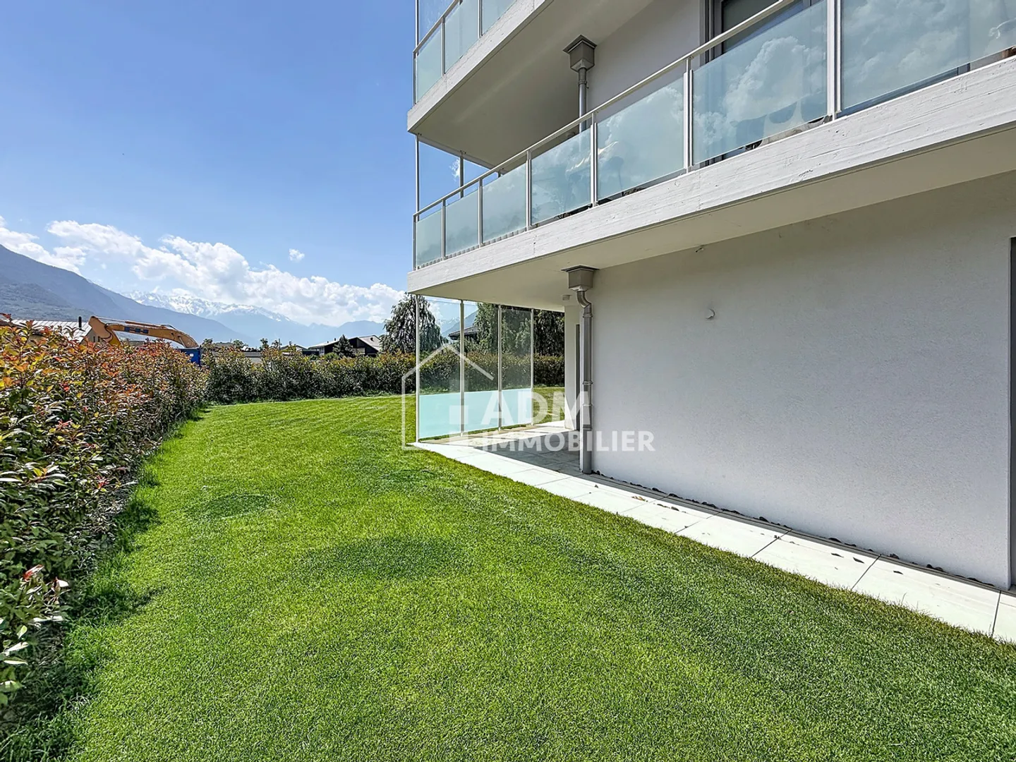 Saillon, appartement de 4,5 pièces au rez-de-chaussée avec jardin privé de 243 m2 - Photo 15 sur 16
