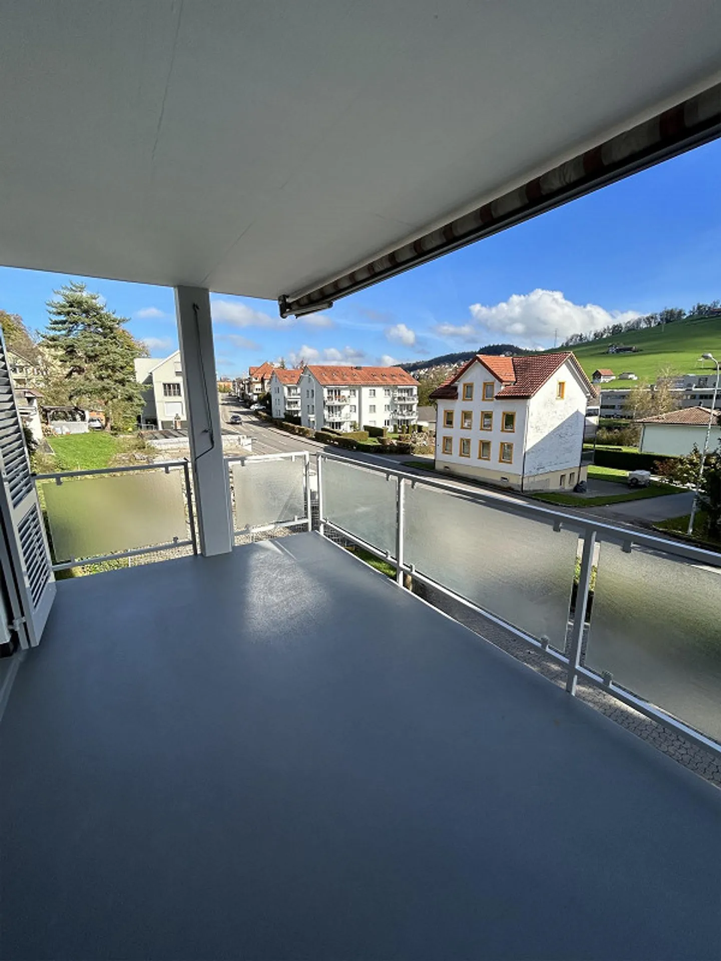 Appartamento ristrutturato e luminoso di 4,5 stanze - Foto 15 di 15