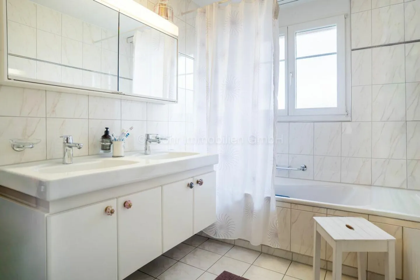 Jolie appartement de 4.5 pièces dans un emplacement central à Elgg - Photo 11 sur 18