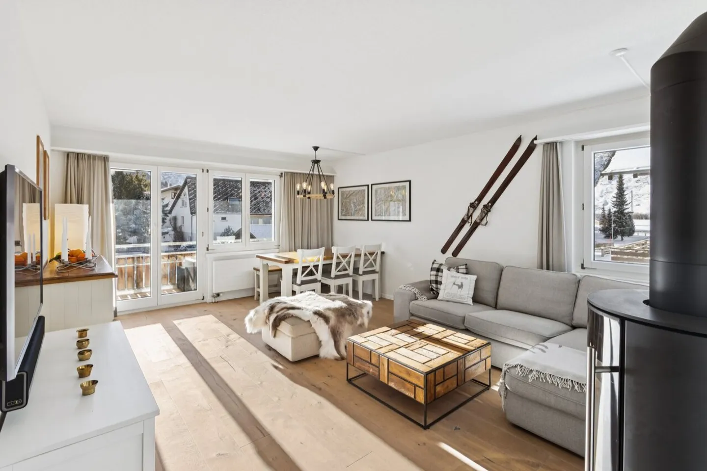 Charming, renovated apartment with a lot of character - Photo 1 of 6