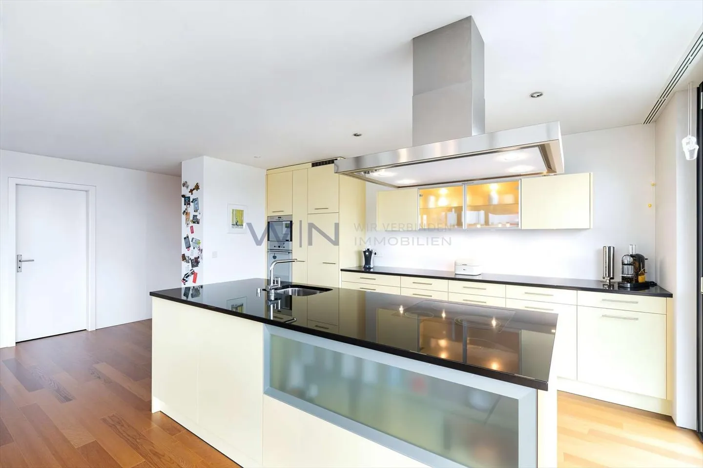 Attic 5.5 rooms - Photo 4 of 8