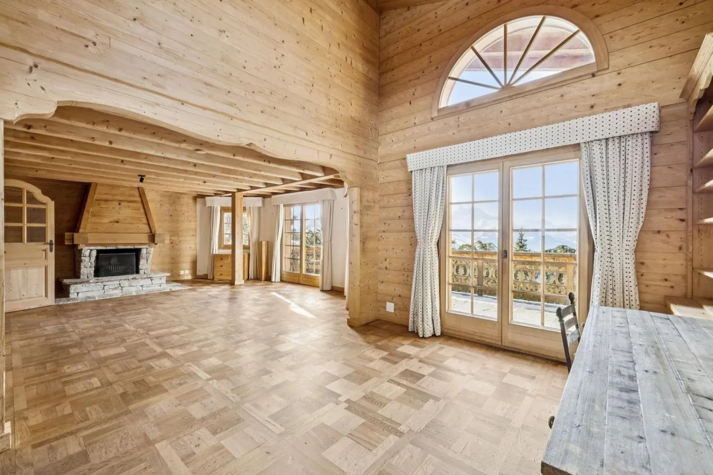 Chalet d'exception Ski-In Ski-Out - Photo 3 sur 13
