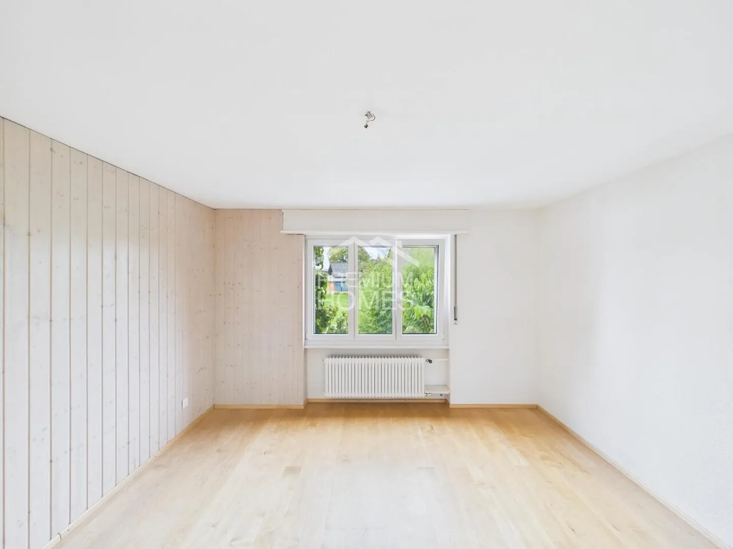 Ihr Paradies im Grünen: Zweifamilienhaus mit Alpenblick &amp; Garten - Foto 4 von 9