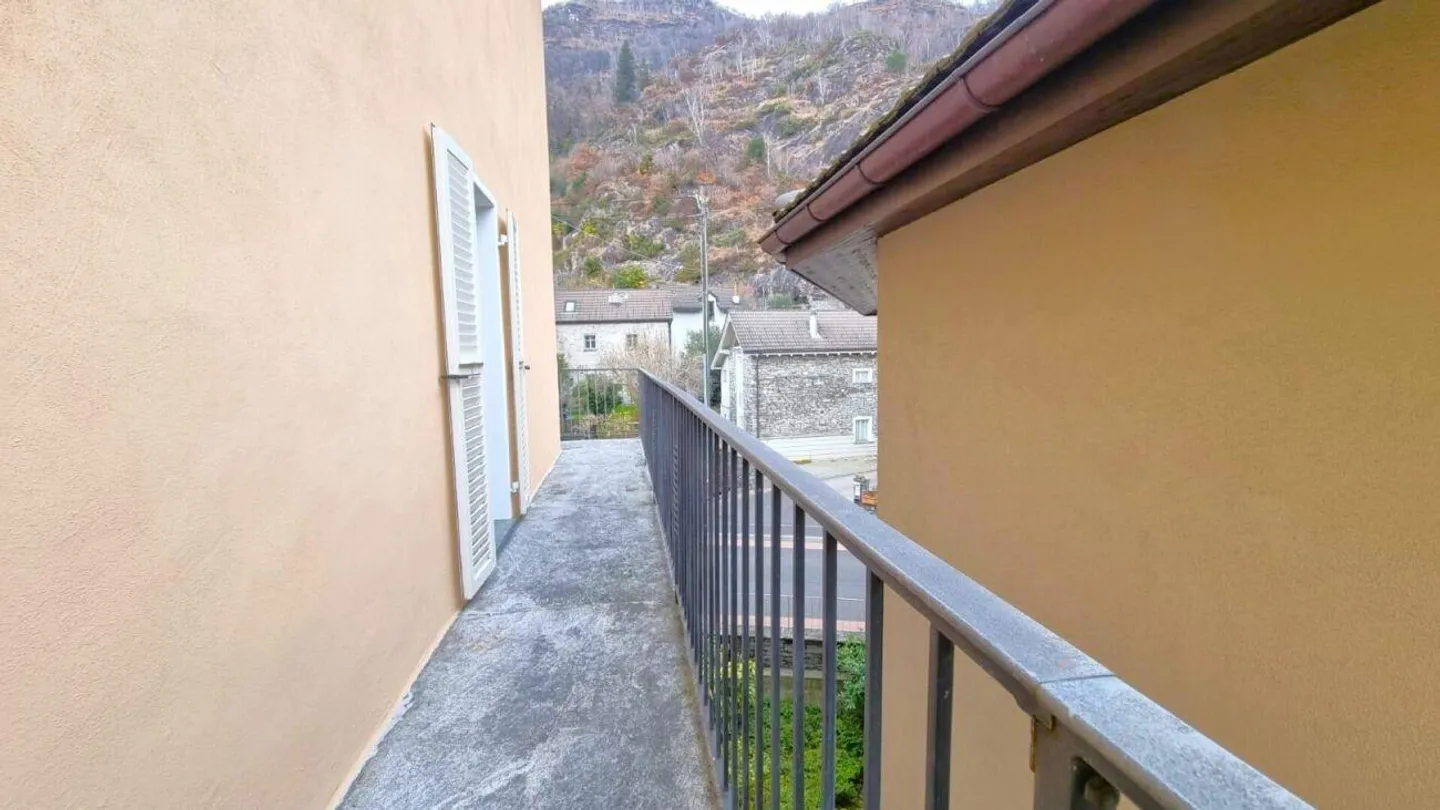 Great investment opportunity with income - Attractive real estate... - Photo 7 of 10