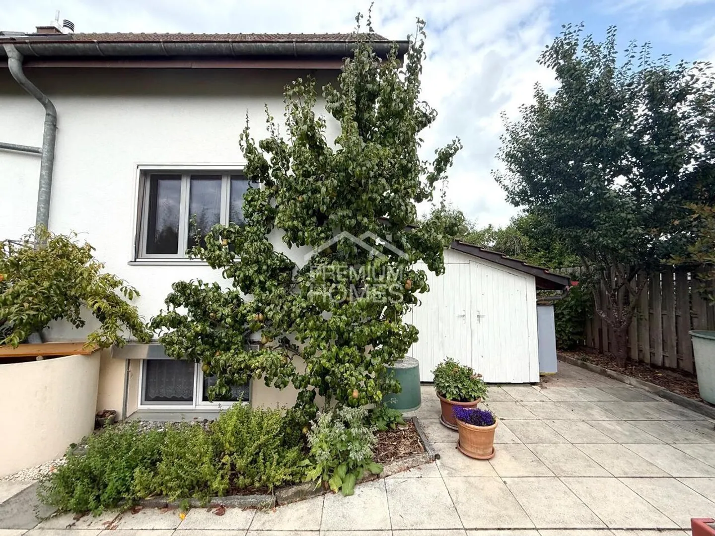 Ihr Paradies im Grünen: Zweifamilienhaus mit Alpenblick &amp; Garten - Foto 8 von 9