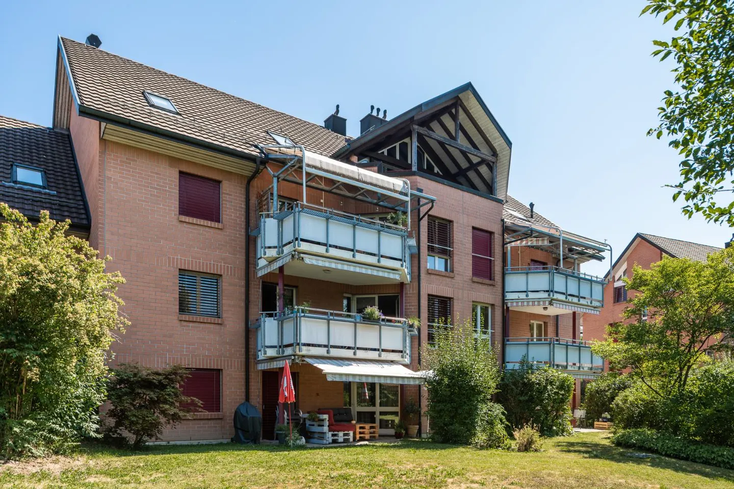 Appartement spacieux avec balcon - Photo 1 sur 6