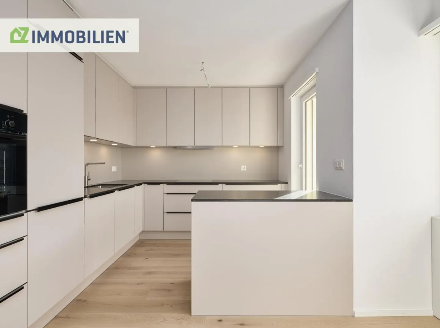 Bright apartment with dream layout and great attention to detail - Photo 1 of 13