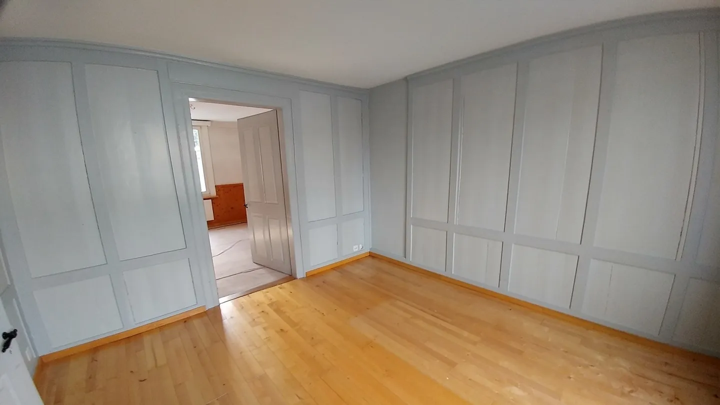 3 1/2 Zimmer Hoch-Parterre-Wohnung, zentrumsnah mit Garten - Foto 1 von 10