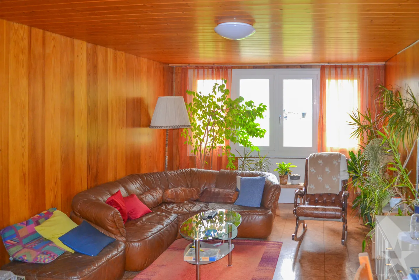 4,5-Zimmer-Wohnung von 80 m2 im 2. Stock eines kleinen Gebäudes. - Foto 2 von 16