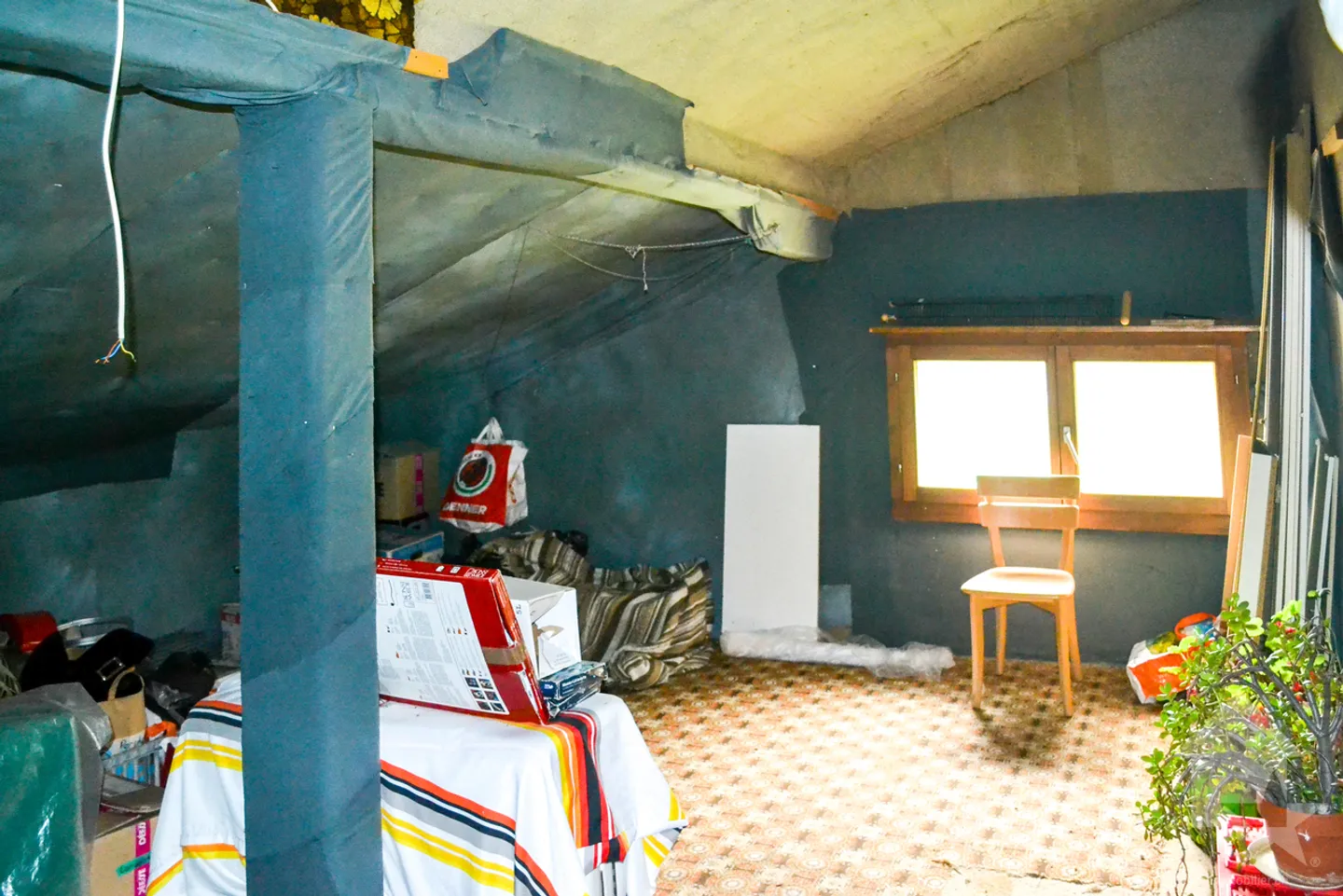 4,5-Zimmer-Wohnung von 80 m2 im 2. Stock eines kleinen Gebäudes. - Foto 13 von 16