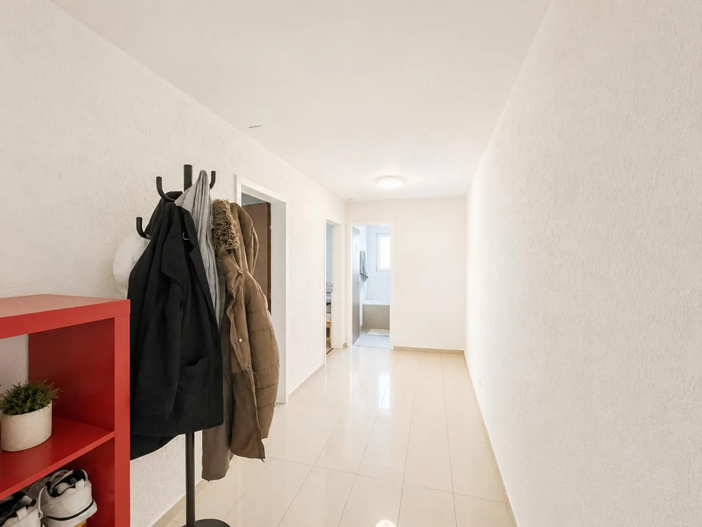 Charmante Wohnung mit Weitsicht - Foto 2 von 17