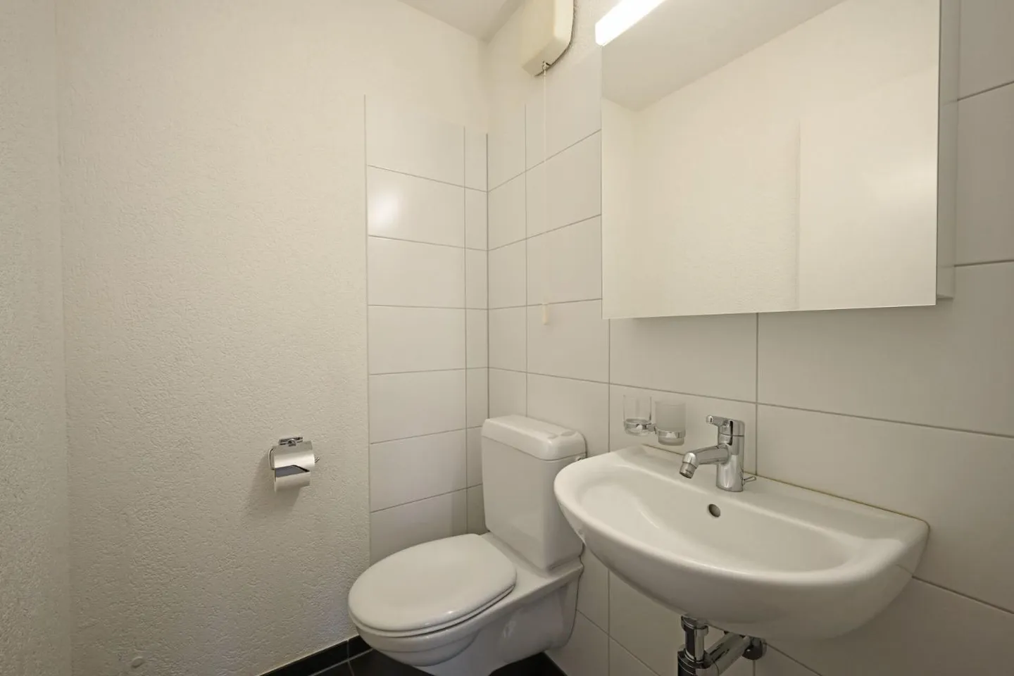Renovated and bright 4.5-room apartment in the popular Kappelenring including two parking spaces - Photo 11 of 11