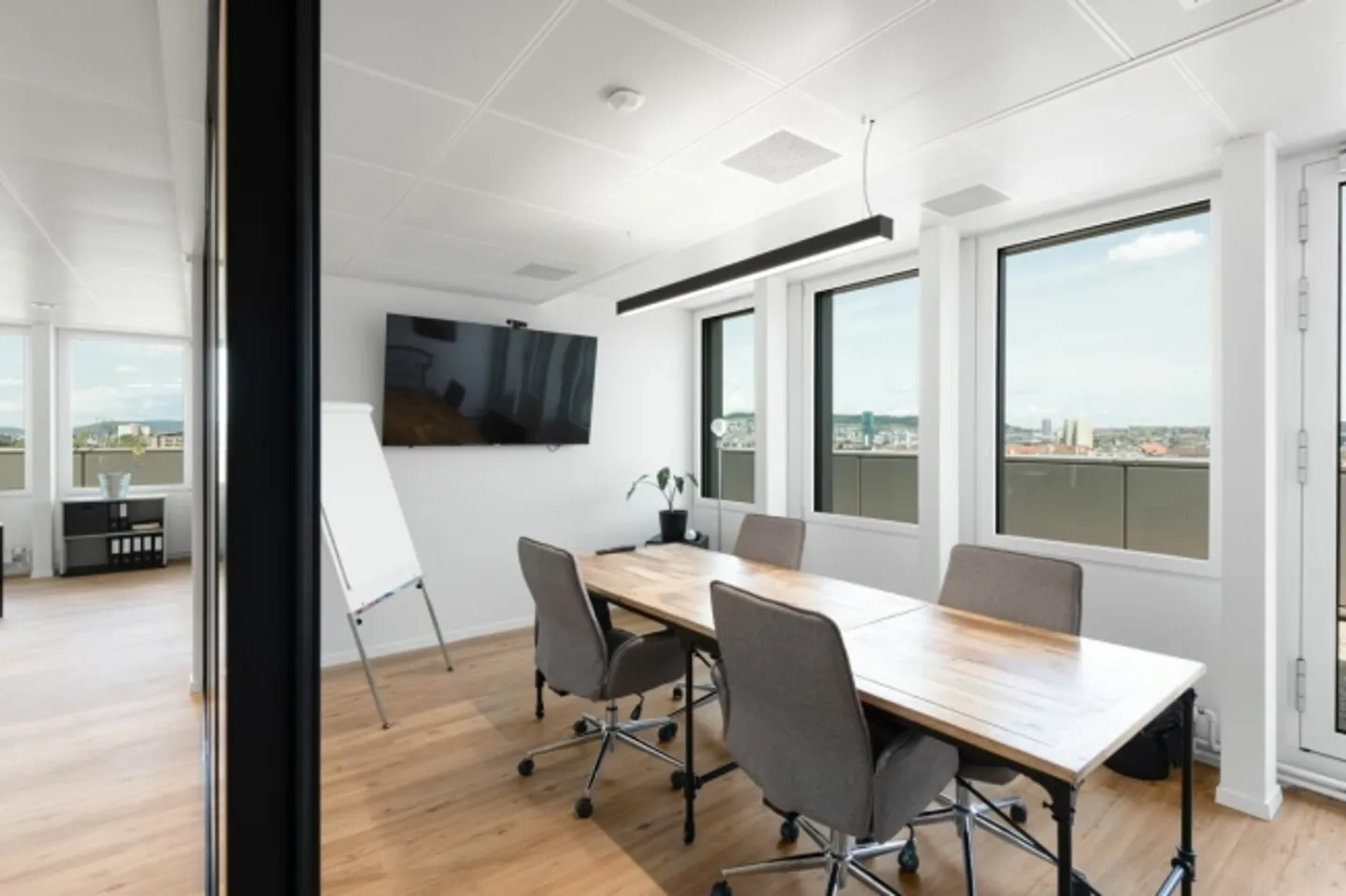 Friesenberg75 - Flexible. Creative. Successful. - Photo 7 of 13