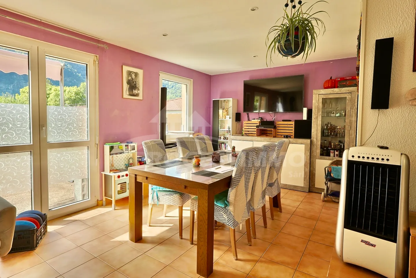 4.5 Room House - Photo 3 of 13