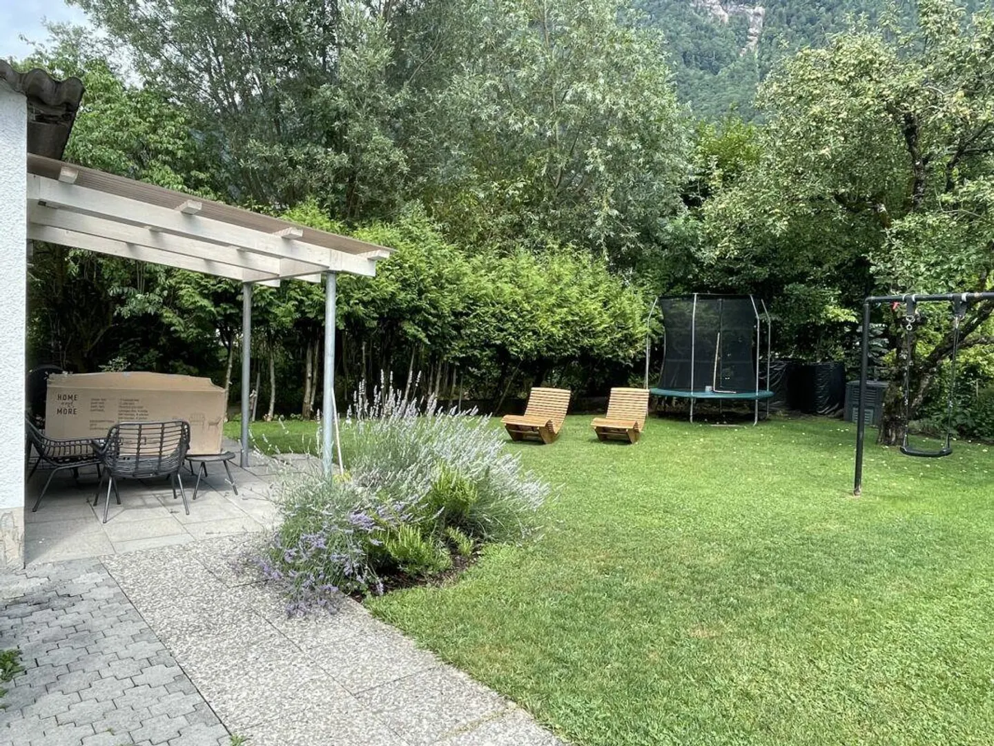 Incantevole porzione di casa con giardino - Foto 3 di 13