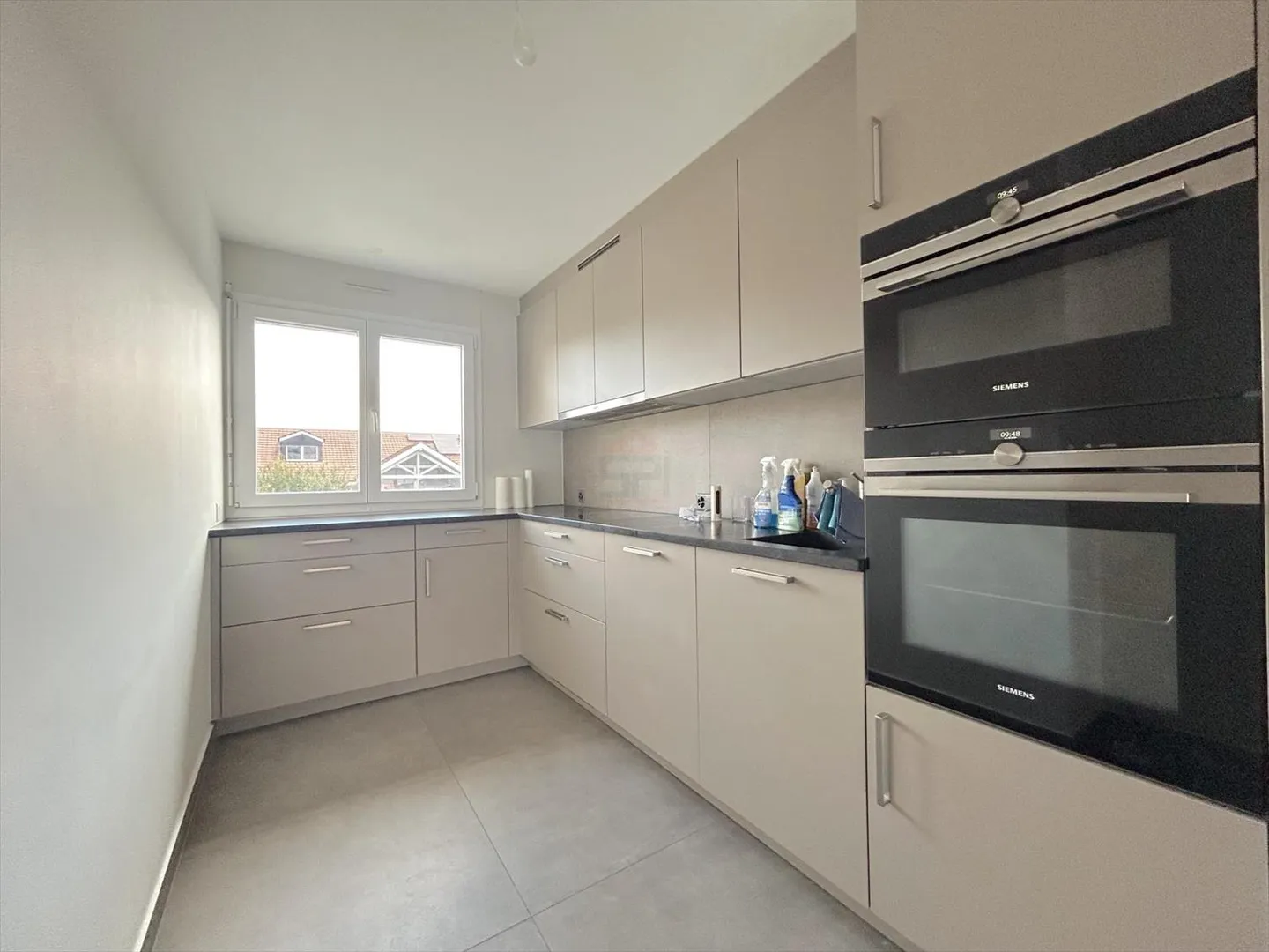 Incantevole duplex di 5 stanze in una zona tranquilla - Foto 2 di 12