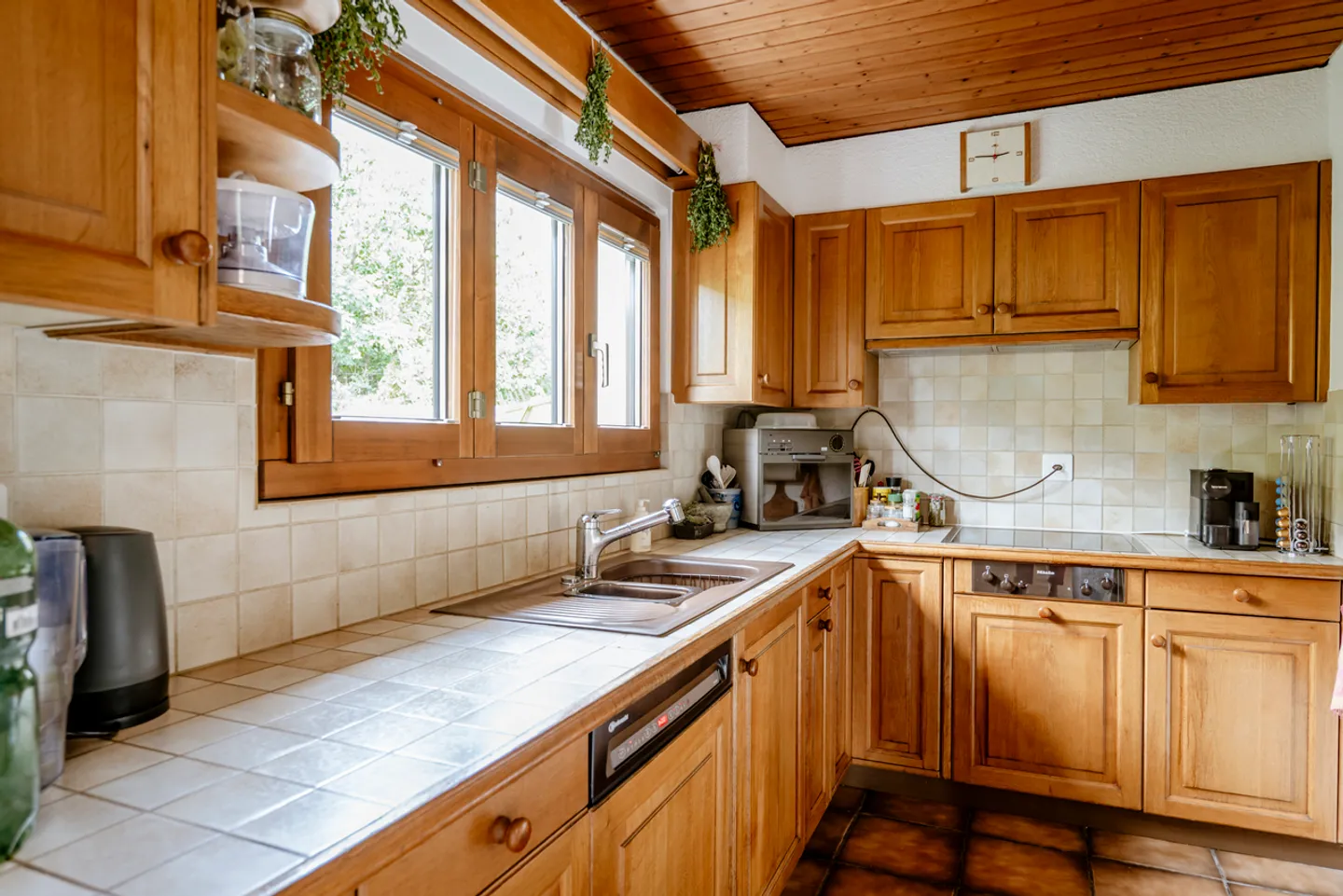 Charming Renovated Villa - Photo 5 of 13