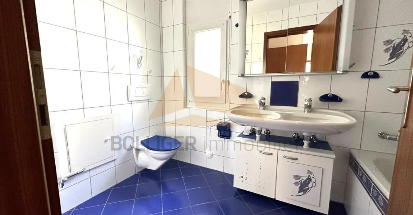 IN VENDITA magnifico attico di 5,5 stanze e annessi - Foto 8 di 11