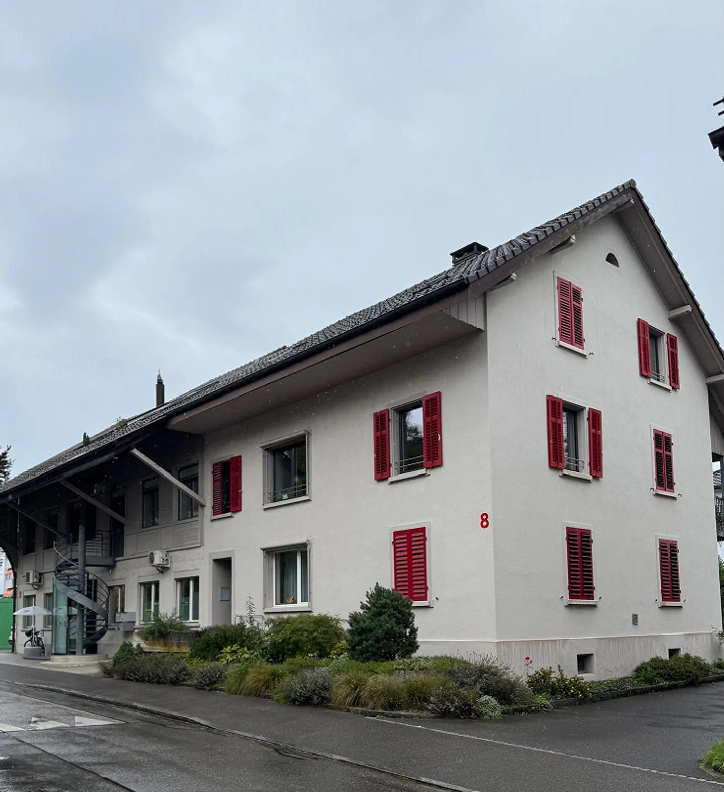Beautiful 5.5 Maisonette Apartment for Rent in Suhr - Photo 12 of 12