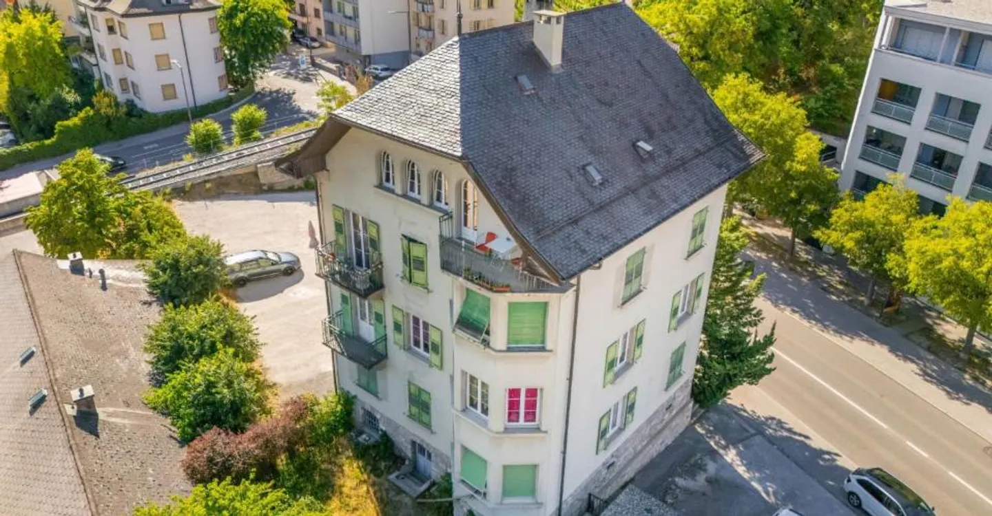 Charme et authenticité au coeur de Sierre - Foto 9 di 9