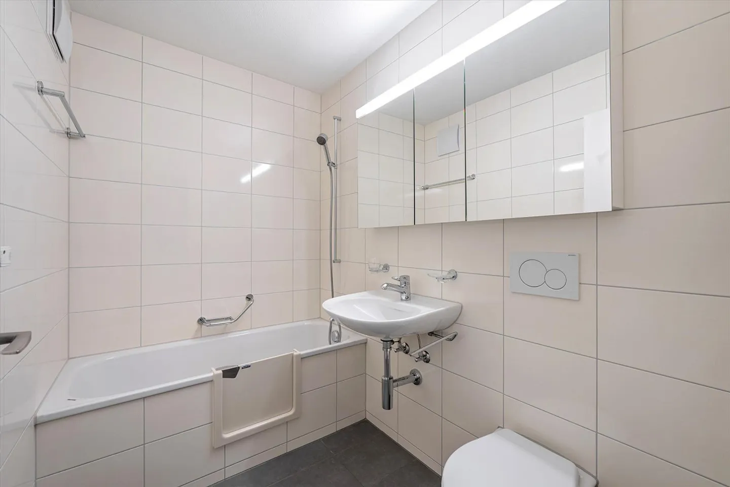 Appartement Charmant avec Vue - Photo 5 sur 10