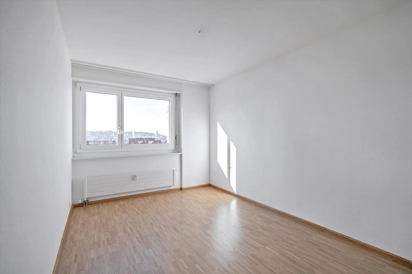 Appartement Charmant avec Vue - Photo 6 sur 10
