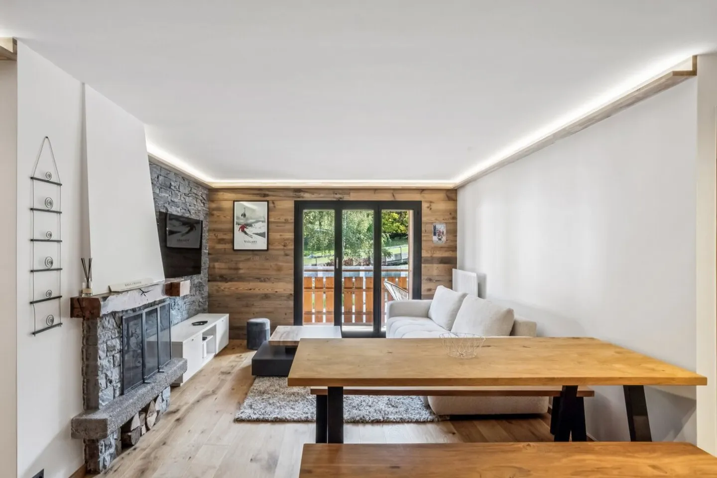 Eleganza alpina nel cuore di Villars - Foto 2 di 8