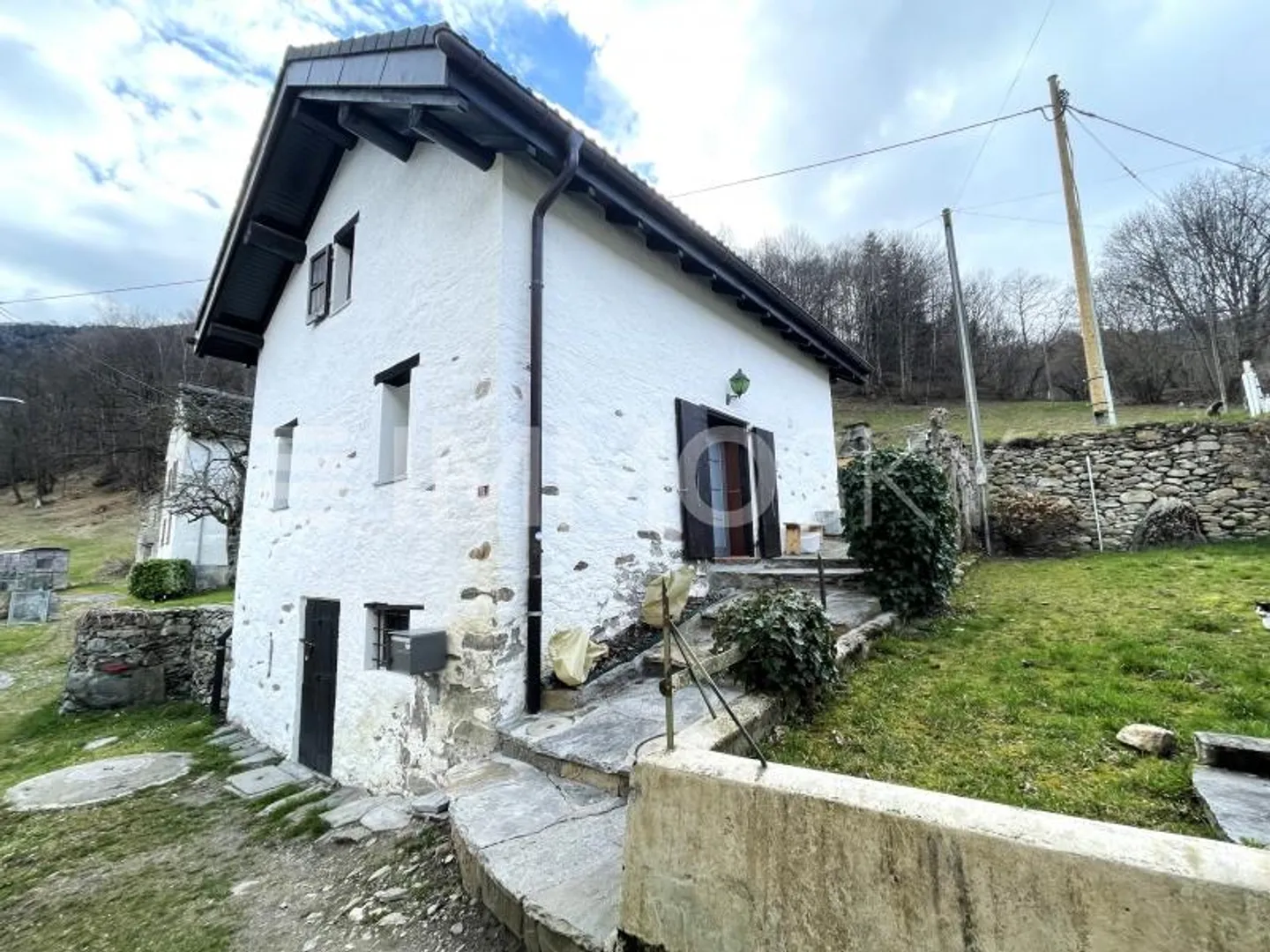 Ubicata in zona tranquilla e soleggiata - Foto 7 di 8