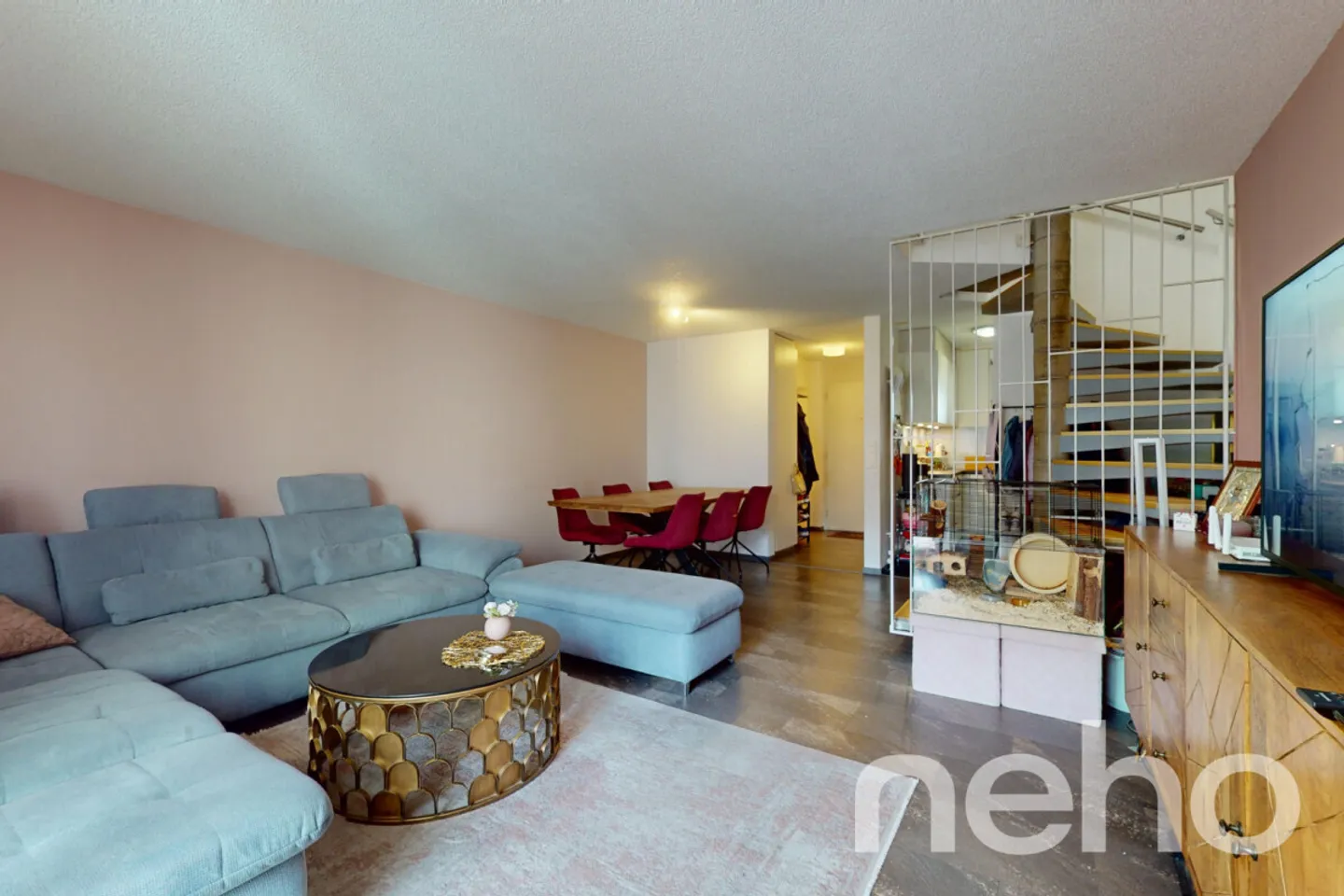 Moderno appartamento duplex con grande terrazza nel cuore di Zuchwil - Foto 5 di 13