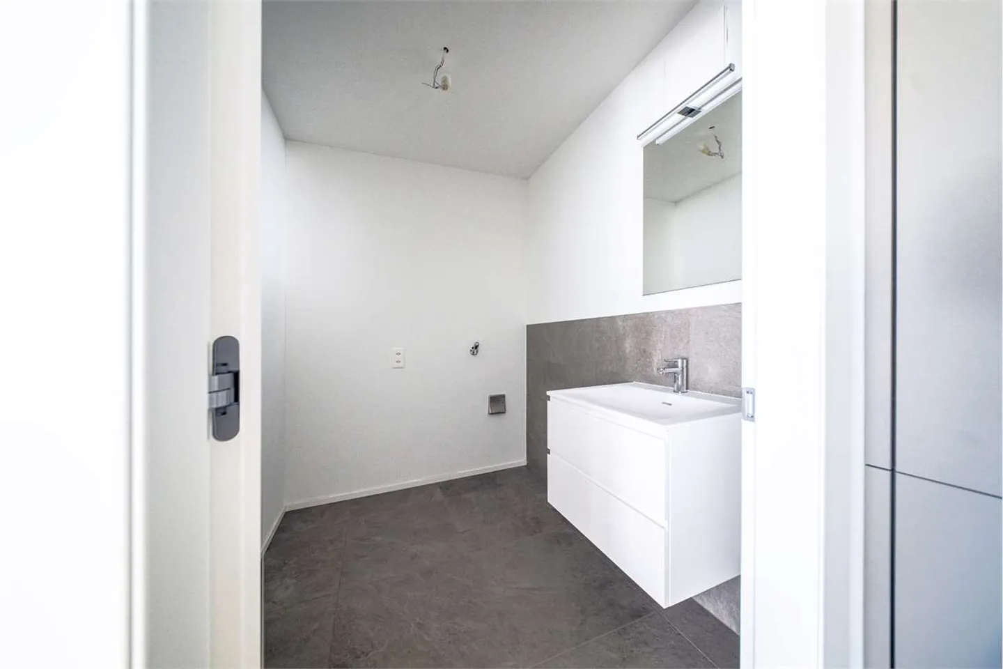 3.5 room apartment with garden NEW Minusio lake view on the ground floor - Photo 10 of 13