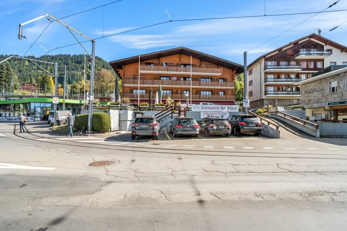 Eleganza alpina nel cuore di Villars - Foto 8 di 8