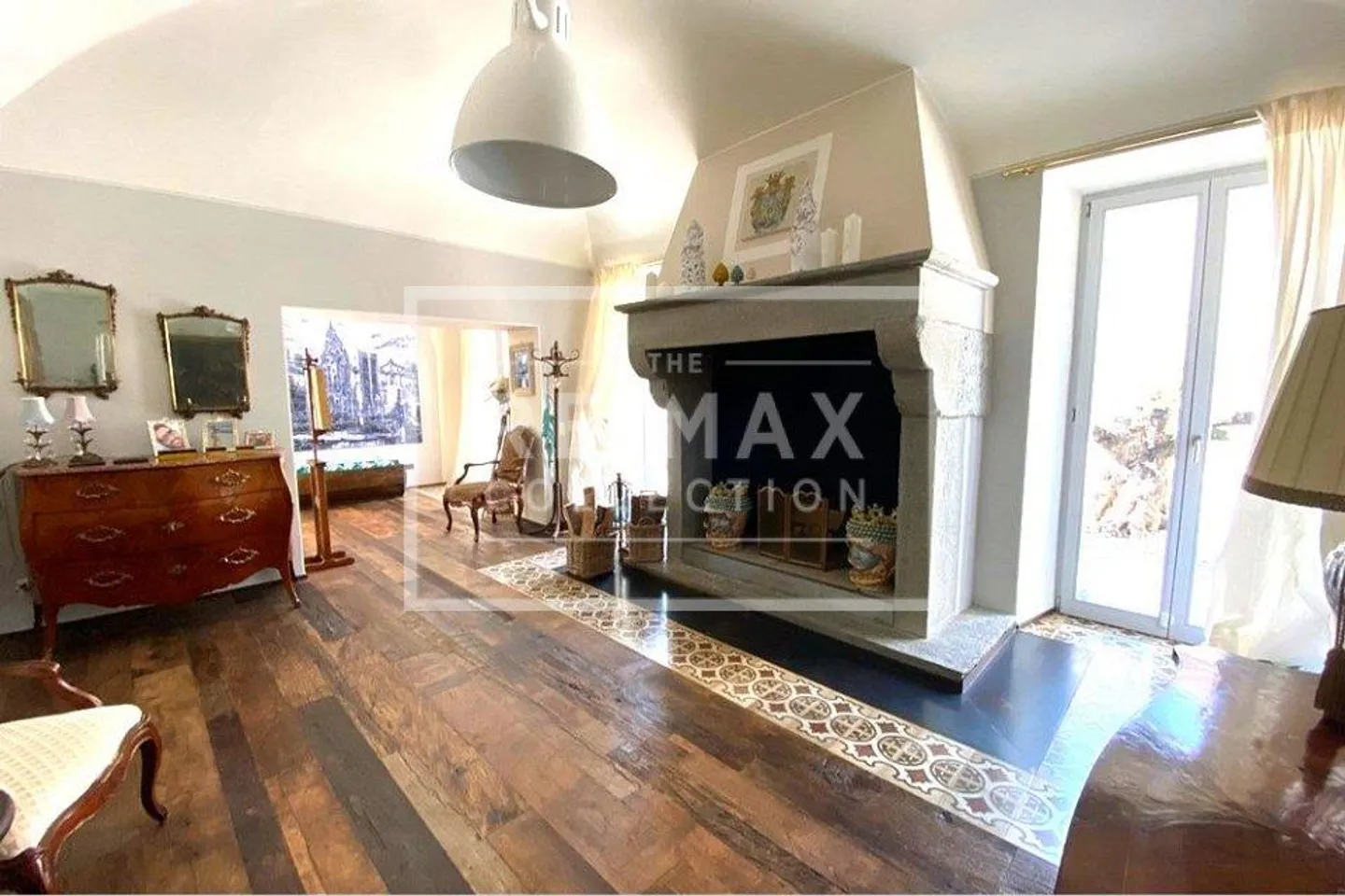 Exclusive Prestige Property in the Heart of Curio, Malcantone - Photo 7 of 13