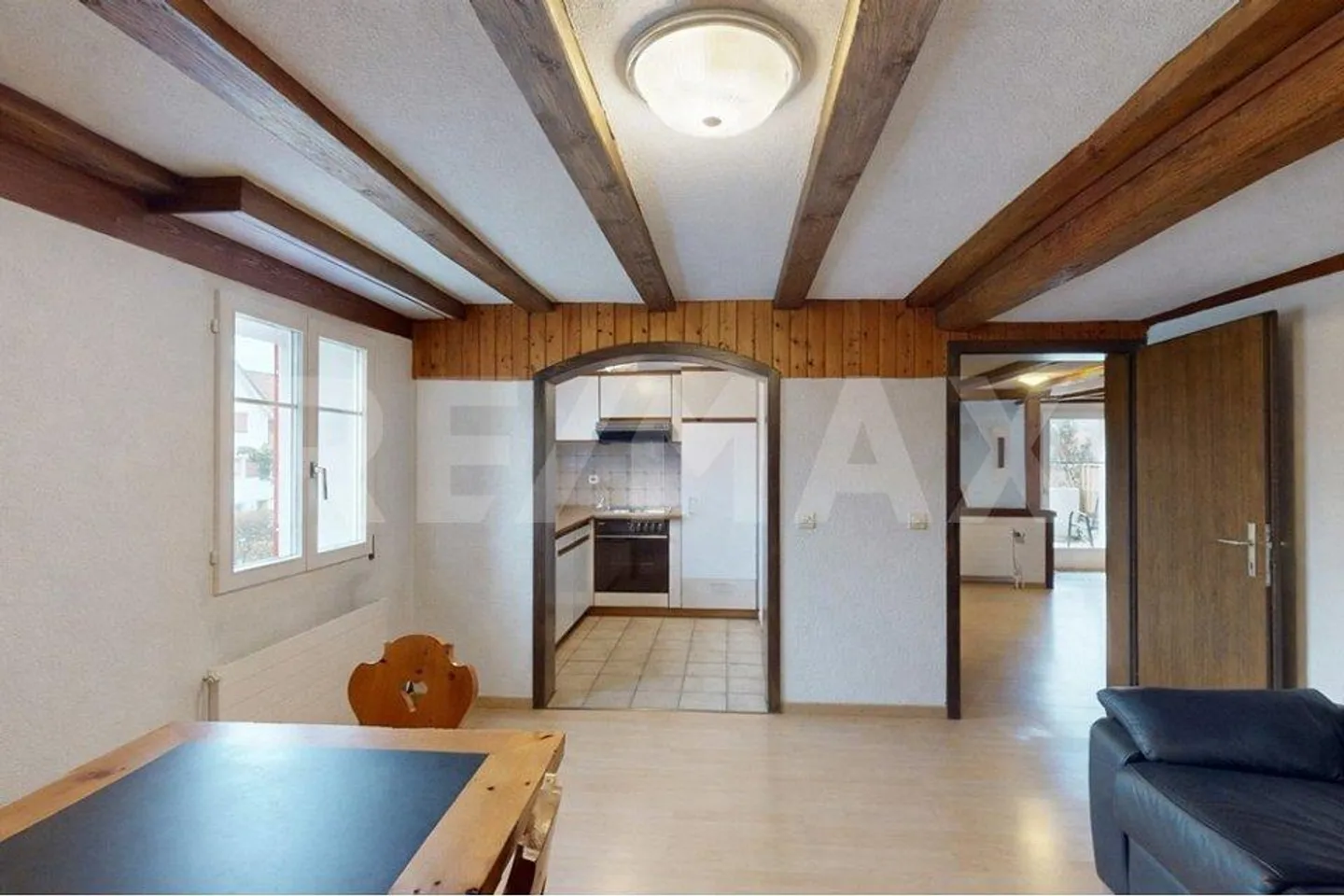 Rustikales Landhaus mit zwei Wohneinheiten und sonnigem Landanteil - Foto 8 von 13