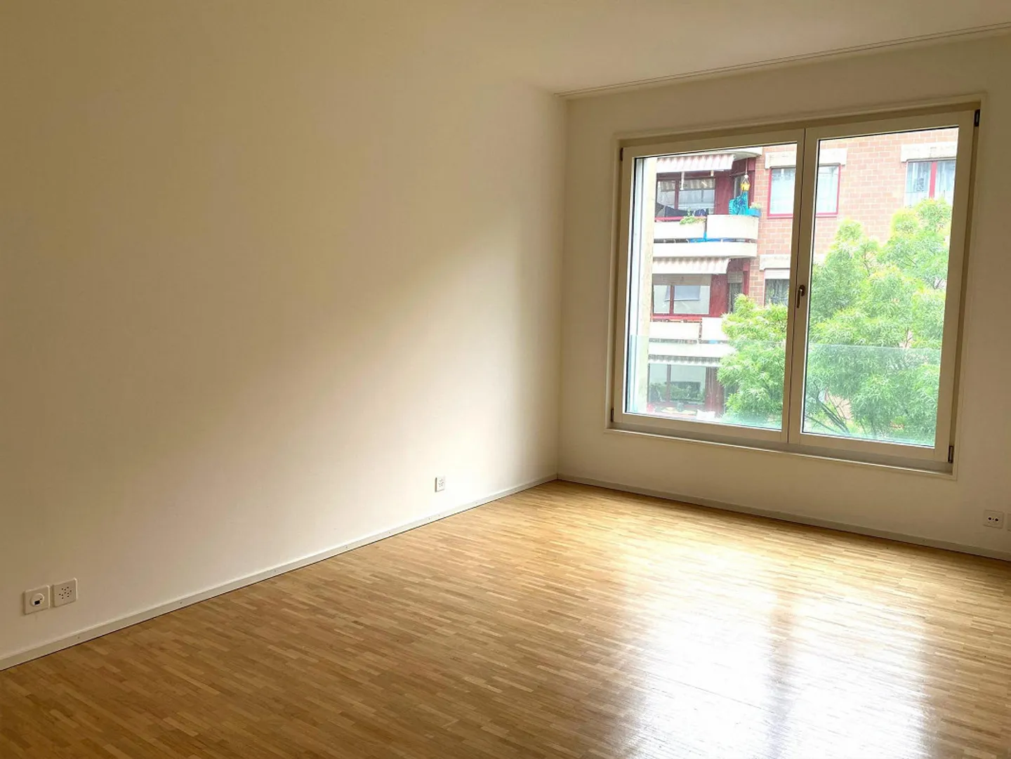 Modern Apartment Near SBB Train Station - Photo 11 of 12