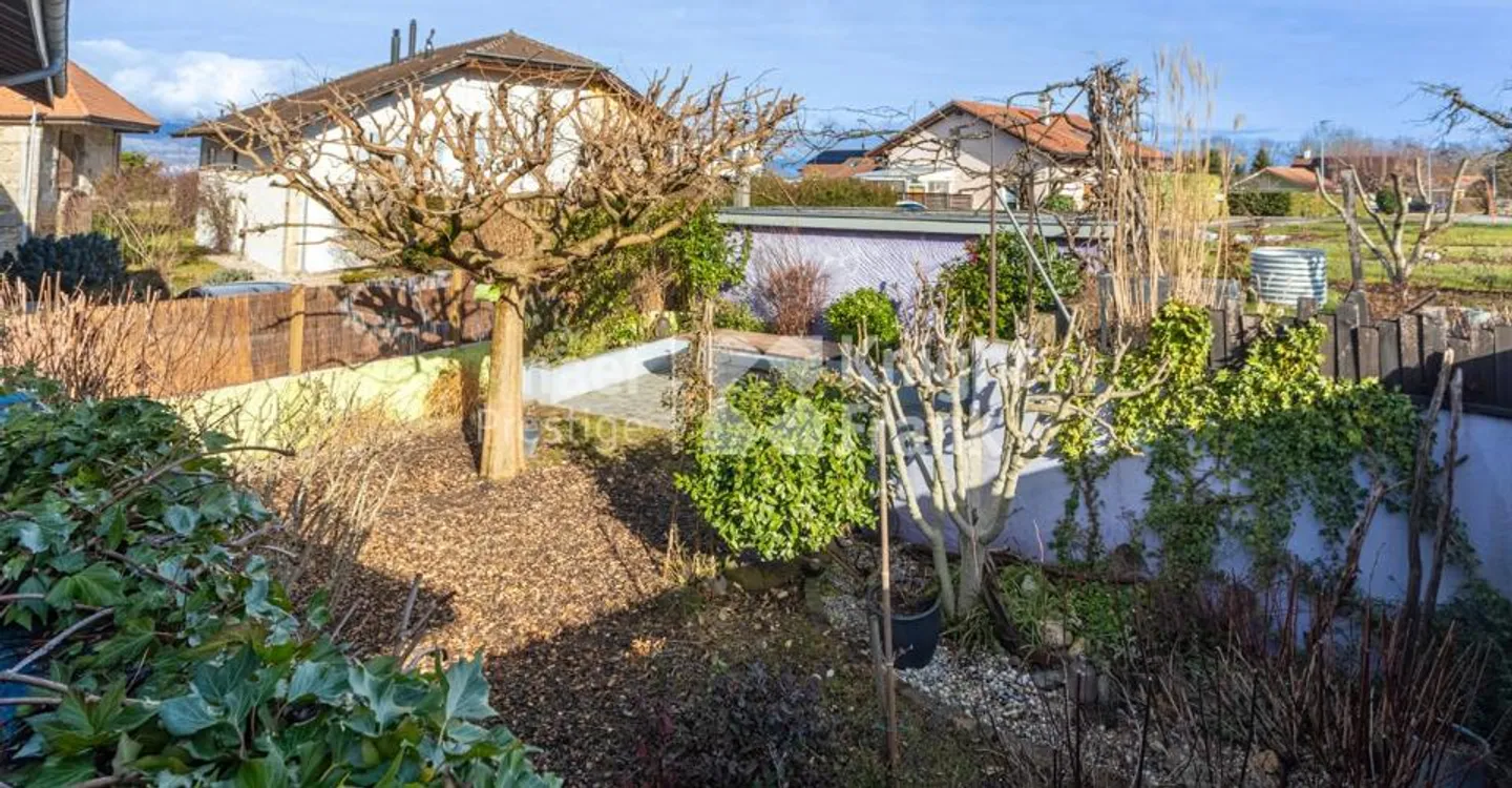 Ferme rénovée avec appartements - Photo 9 sur 10