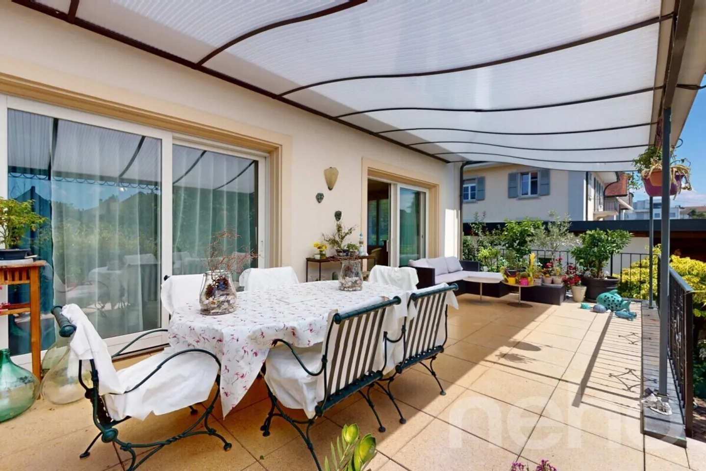 Charming House with Pool in the Heart of Yverdon - Photo 5 of 13