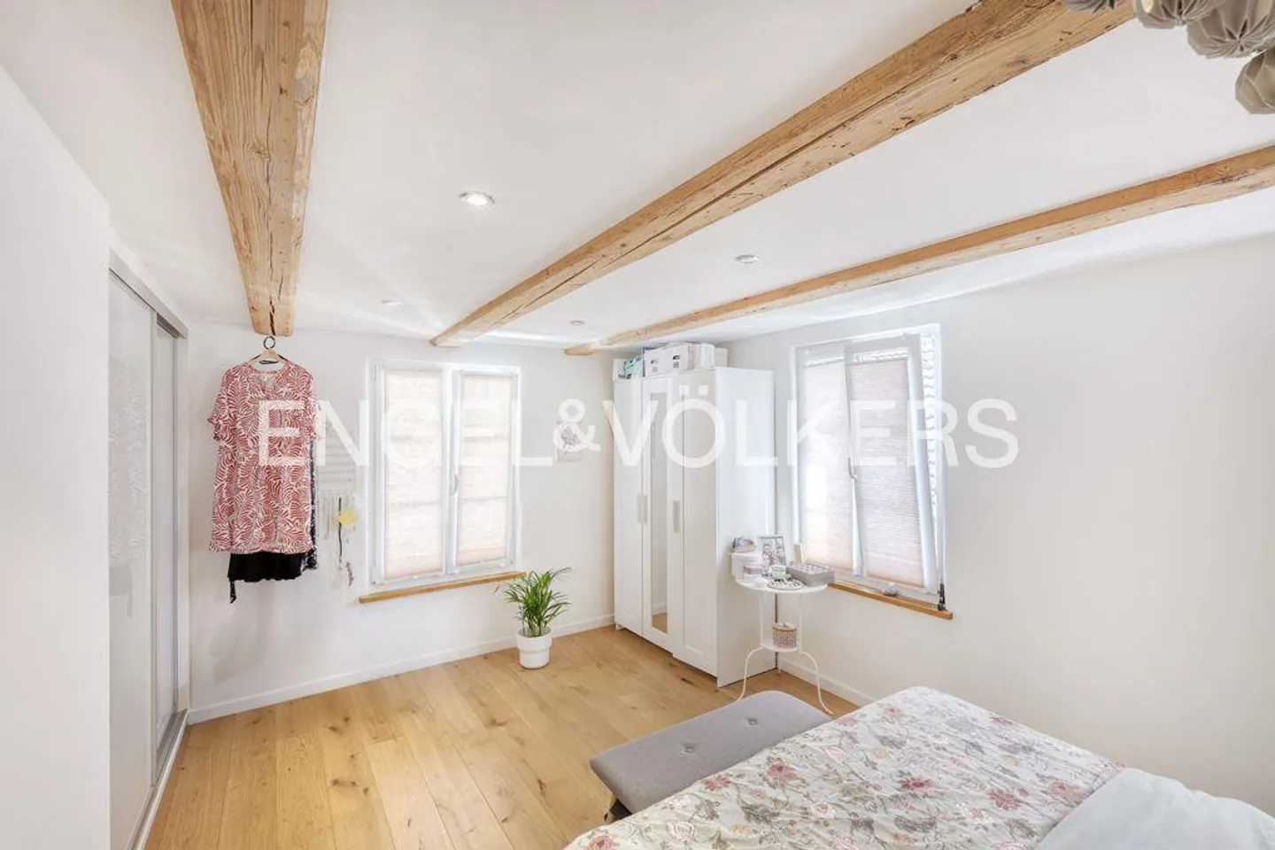 Construction en bois au caractère unique avec deux unités résidentielles interprétées de manière moderne ! - Photo 6 sur 14