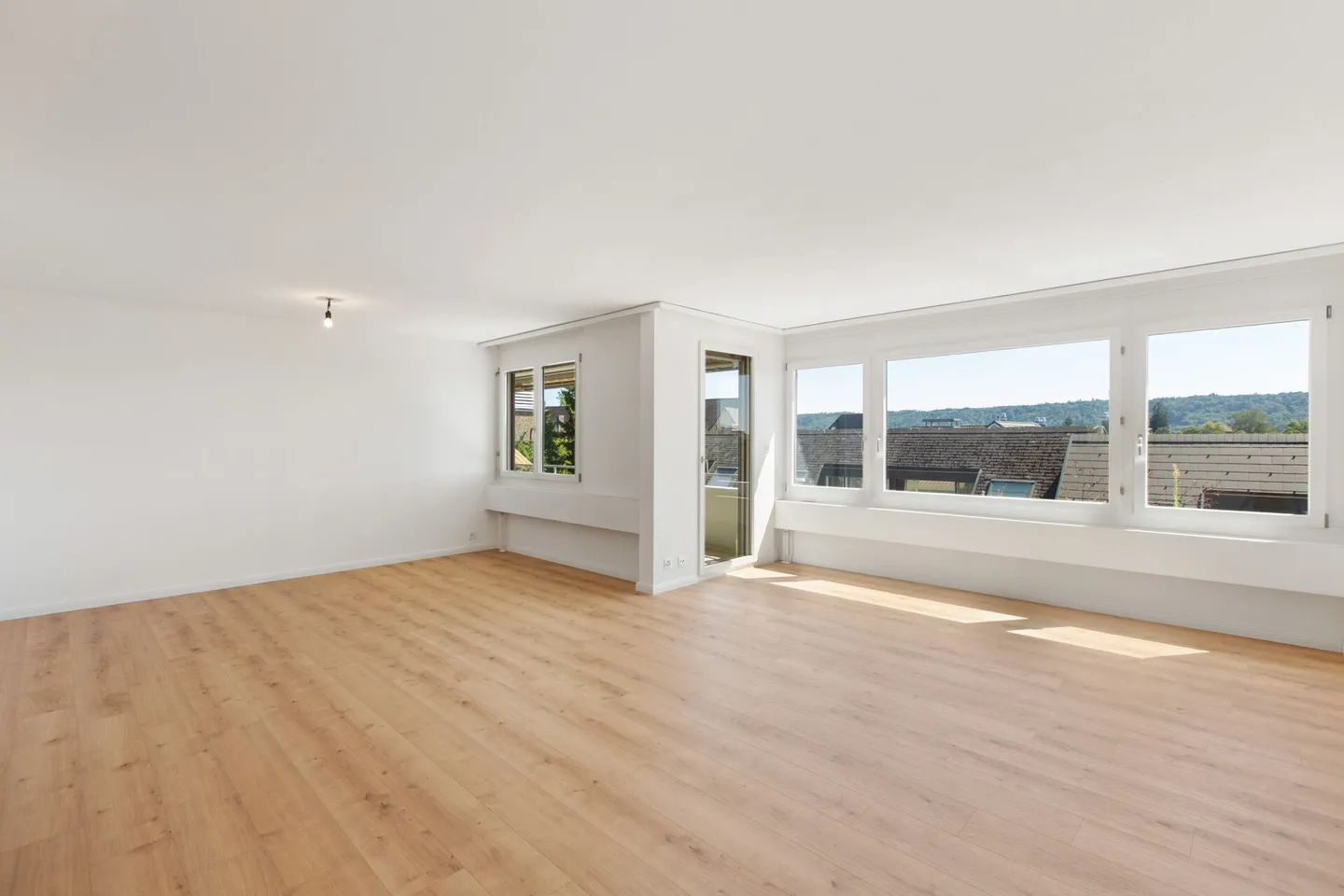 Appartamento 4½ locali completamente ristrutturato con grande balcone - Foto 3 di 21
