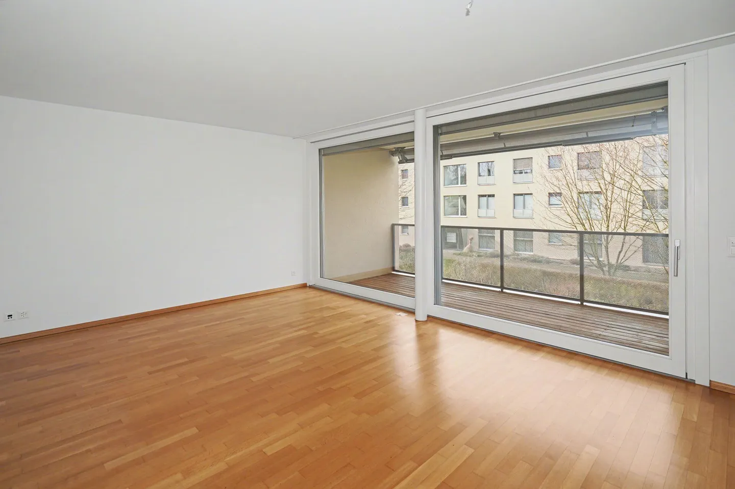 Modern 3.5-room apartment in a top location in Ettingen - Photo 4 of 14