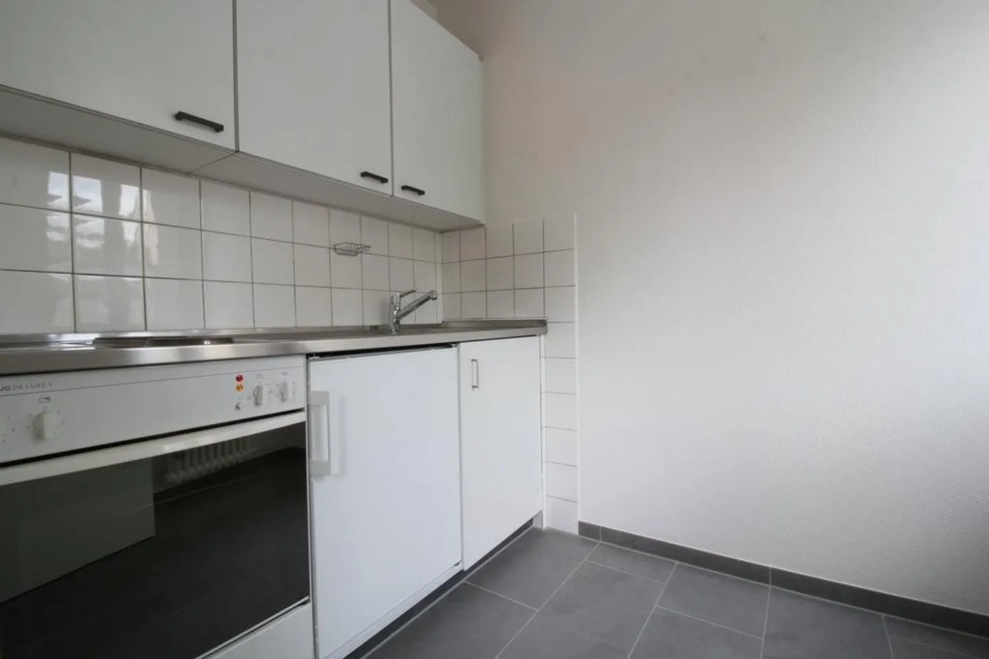 Single apartment in a central location - Photo 2 of 4
