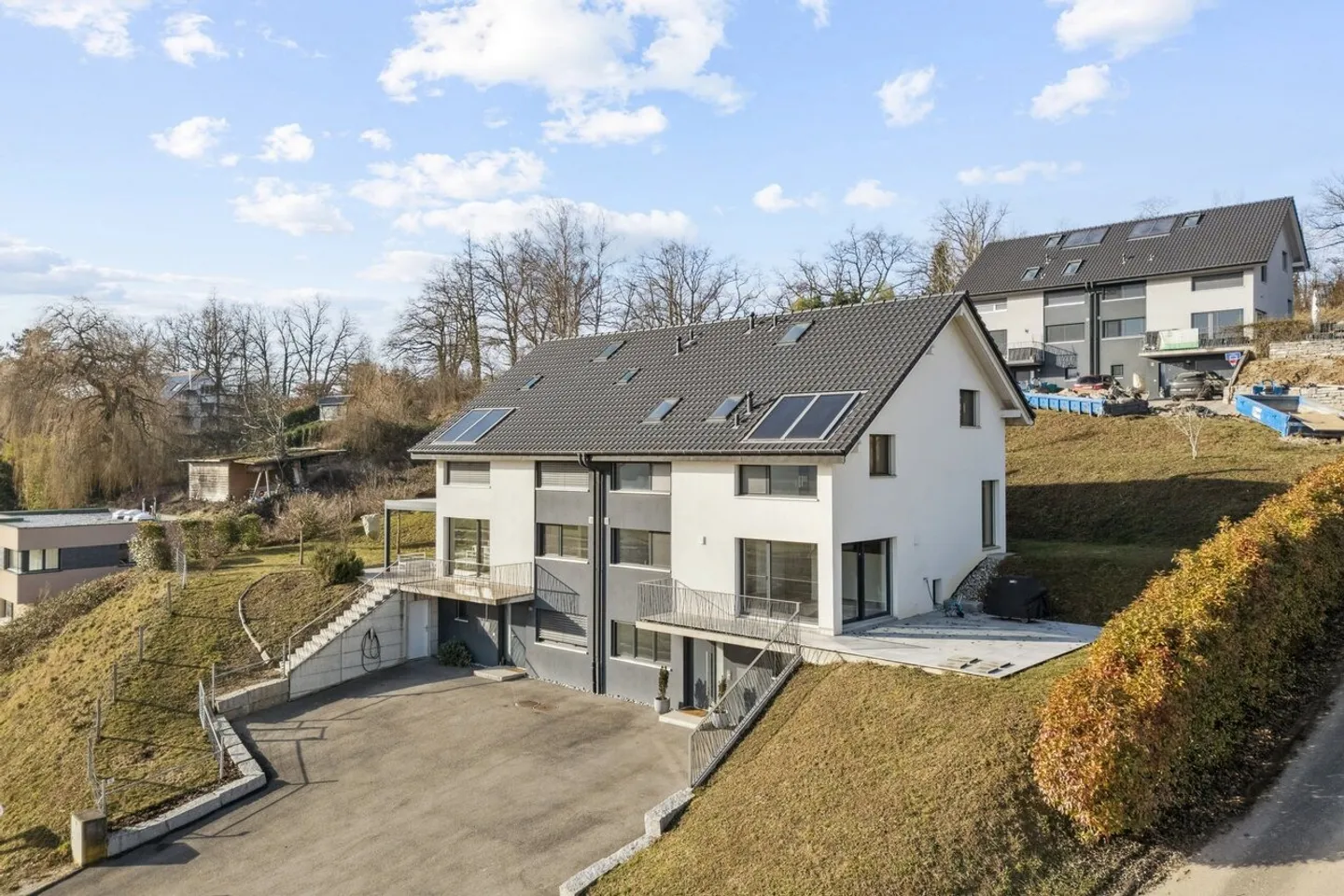 Superbe maison jumelée de 5.5 pcs à vendre à Cudrefin/Champmartin  - Foto 1 di 20