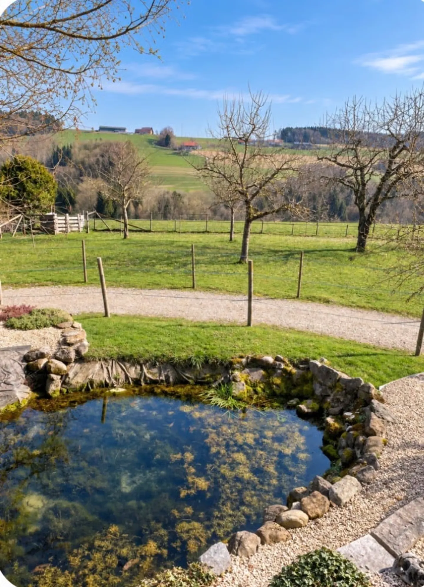 Wunderschöner renovierter Bauernhof mit Reitanlagen in Brenles - Foto 8 von 8